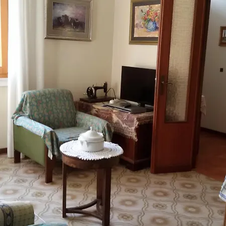 Casa Aralia Con Giardino شقة تْشيانشانو  تيرمي