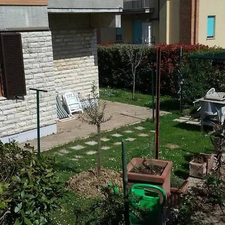 Casa Aralia Con Giardino شقة